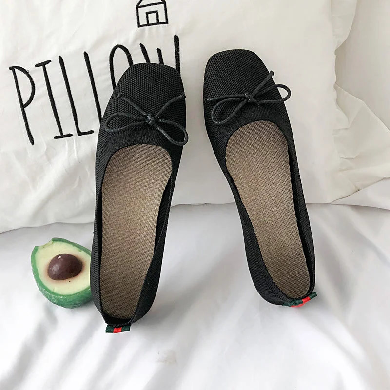 Sapatilhas de balé planas tecidas respiráveis de um passo Experimente estilo e conforto sem esforço com estas sapatilhas versáteis. Perfeitas para uso diário e fáceis de calçar.