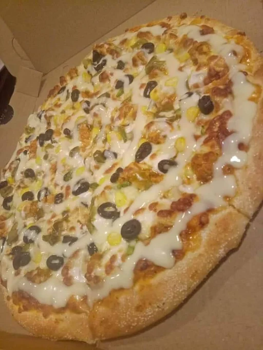 Swage Spicy Chicken Malai Pizza