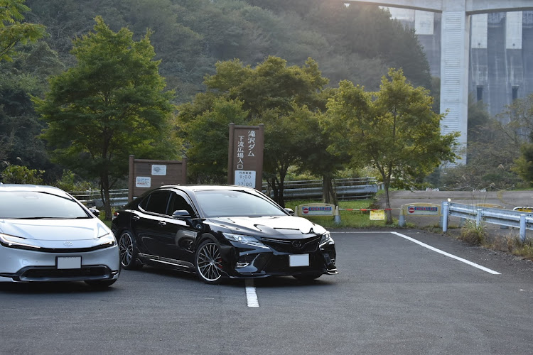 GR86の滝沢ダム下流広場駐車場・ZN8　GR86・プリウス、カムリ、GR86コラボ・ダムと愛車のコラボ・ZN8オーナーさんとコラボしたい。に関するカスタム事例の投稿画像5枚目
