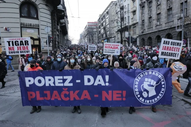 Poreska uprava: Počelo uručenje rešenja o poreskim obavezama frilensera