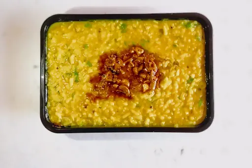 Garlic Tadka Khichdi