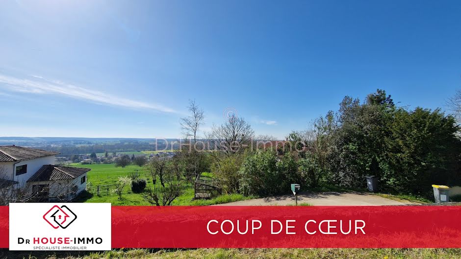 Vente terrain  2599 m² à Beaumont Saint-Cyr (86490), 70 525 €