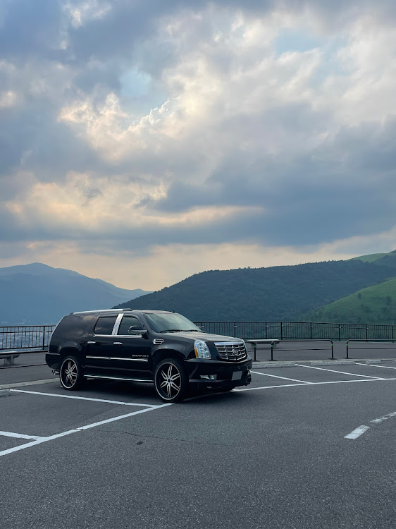 エスカレードのescalade・Escalade・Cadillac・大分県・熱中症に気をつけて!!に関するカスタム事例の投稿画像1枚目