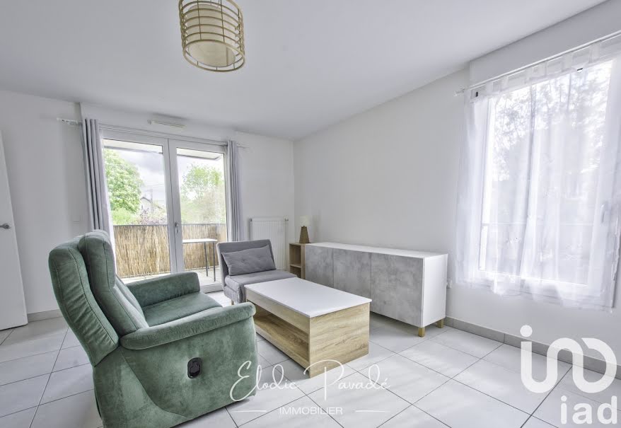 Location meublée appartement 2 pièces 47 m² à Dammarie-les-Lys (77190), 902 €