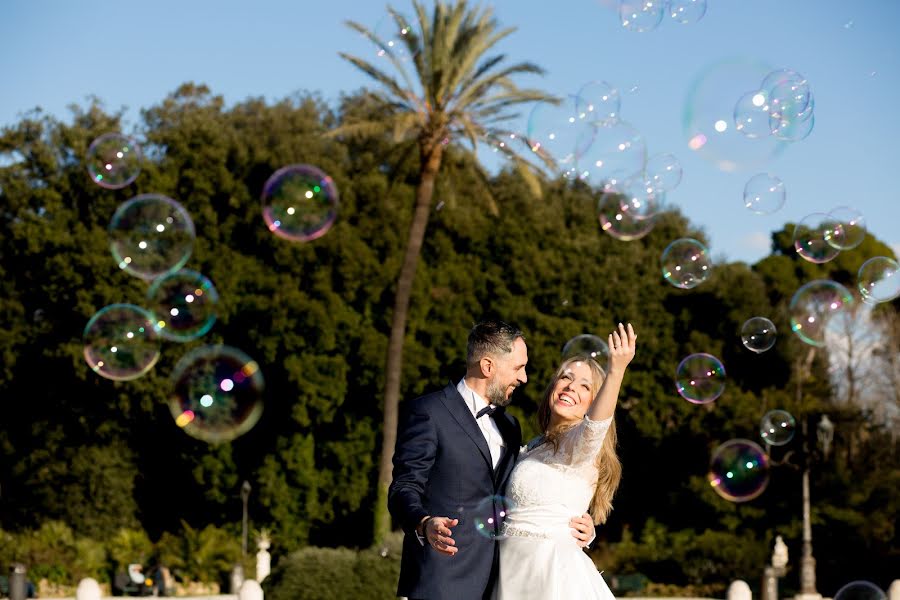 Fotógrafo de casamento Kostis Karanikolas (photogramma). Foto de 18 de janeiro 2019