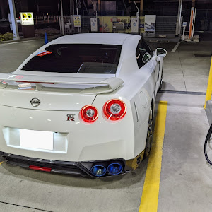 NISSAN GT-R R35