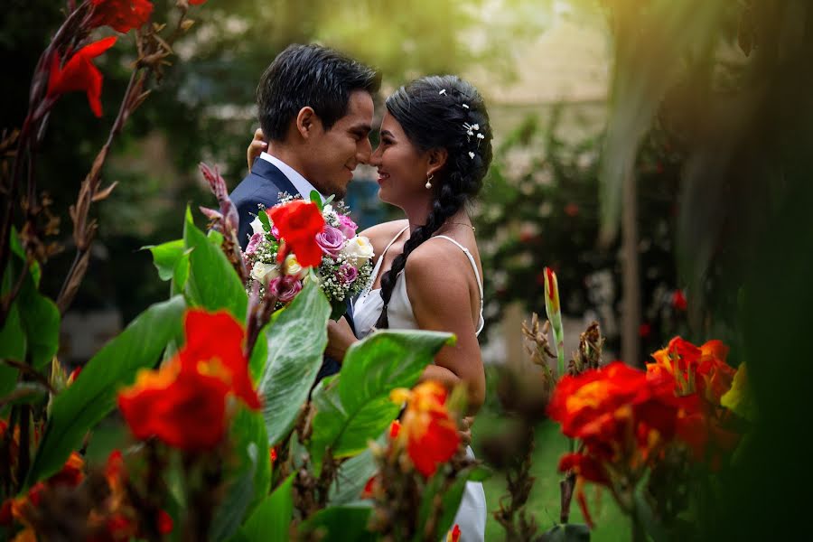 Wedding photographer Fabian Gonzales (feelingrafia). Photo of 21 March 2023