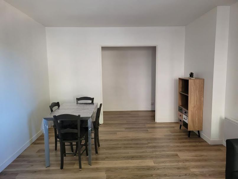 Location meublée appartement 2 pièces 53 m² à Narbonne (11100), 595 €