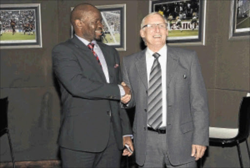 NO HARD FEELINGS: Steve Komphela and Gordon Igesund during Safa's media briefing at Safa House in Johannesburg. PHoto: Frennie Shivambu/Gallo Images