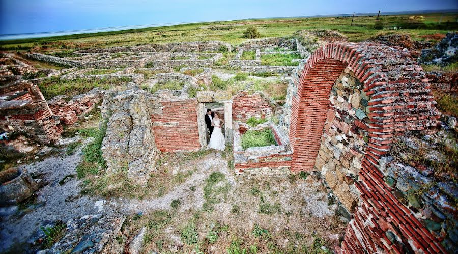 Jurufoto perkahwinan Ionel Constantinescu (nirowedding). Foto pada 29 Ogos 2014