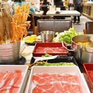 肉多多火鍋