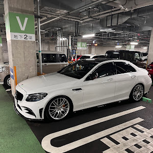 Cクラス セダン W205
