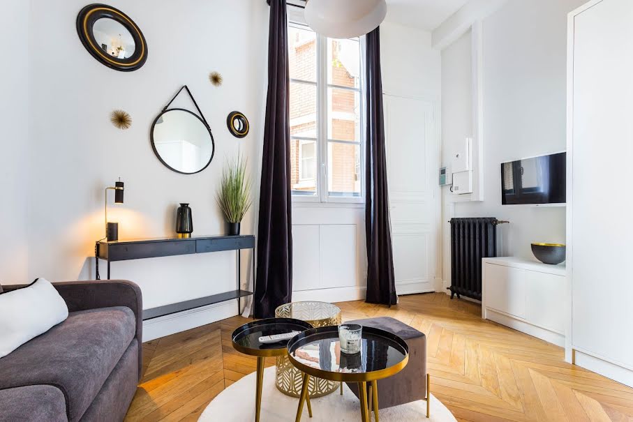 Location meublée appartement 1 pièce 25 m² à Paris 16ème (75016), 1 500 €