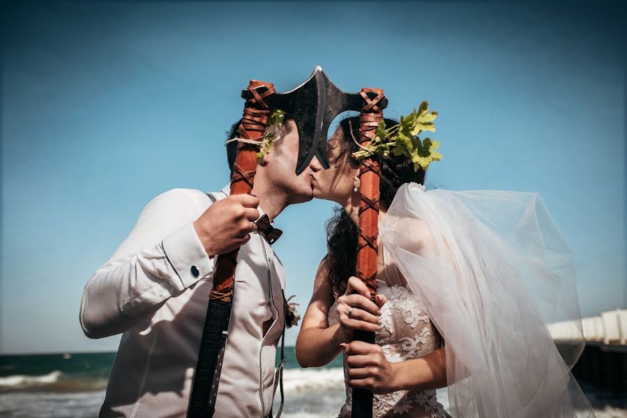 Jurufoto perkahwinan Petia Emilova (smailka). Foto pada 17 September 2019