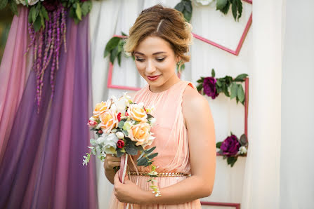 Fotógrafo de casamento Alesya Osipova (osipovphoto). Foto de 3 de agosto 2017