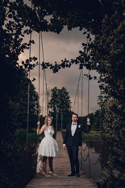 Fotógrafo de bodas Adam Abramowicz (fotostrobi). Foto del 21 de agosto 2018