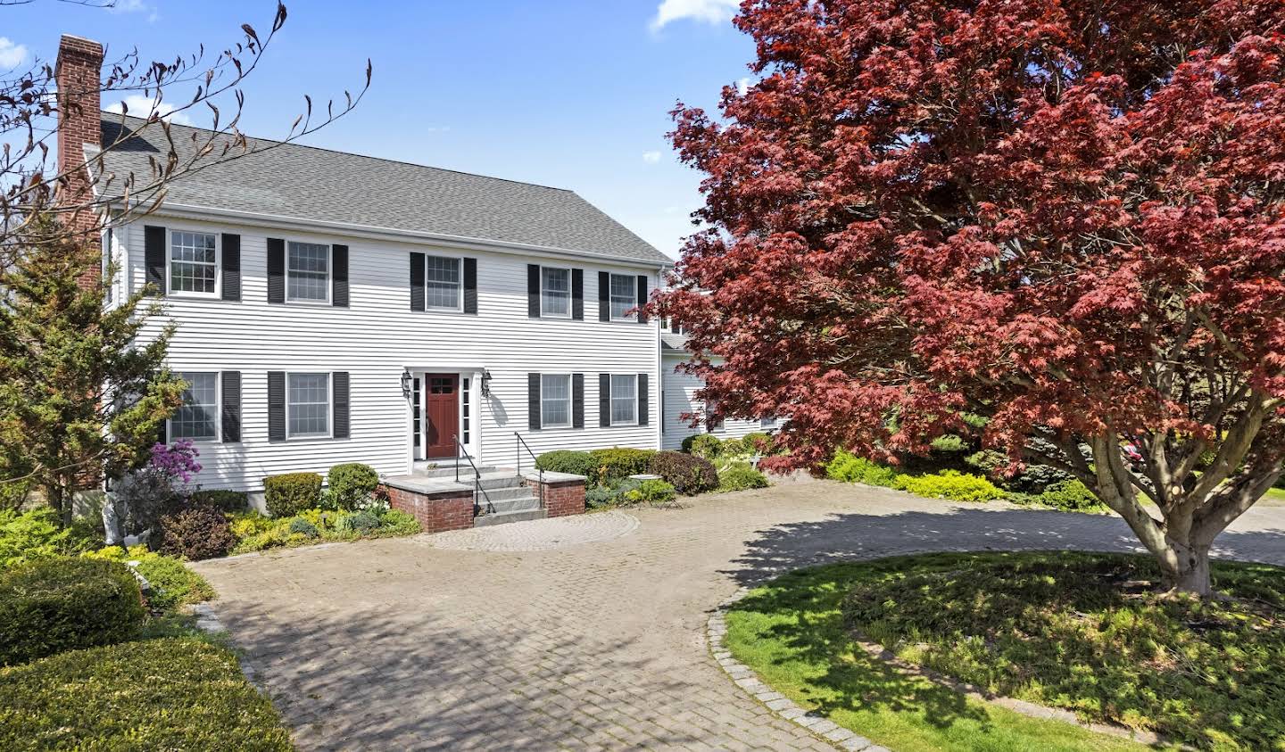 House with garden and terrace Sprague