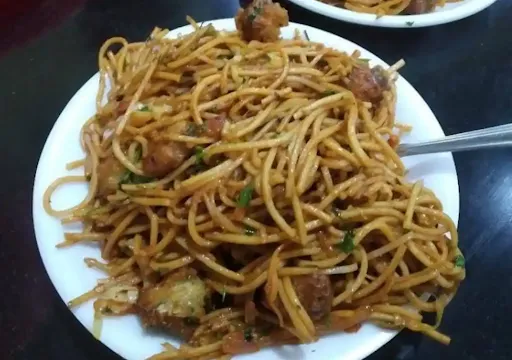 Chicken Hakka Noodles