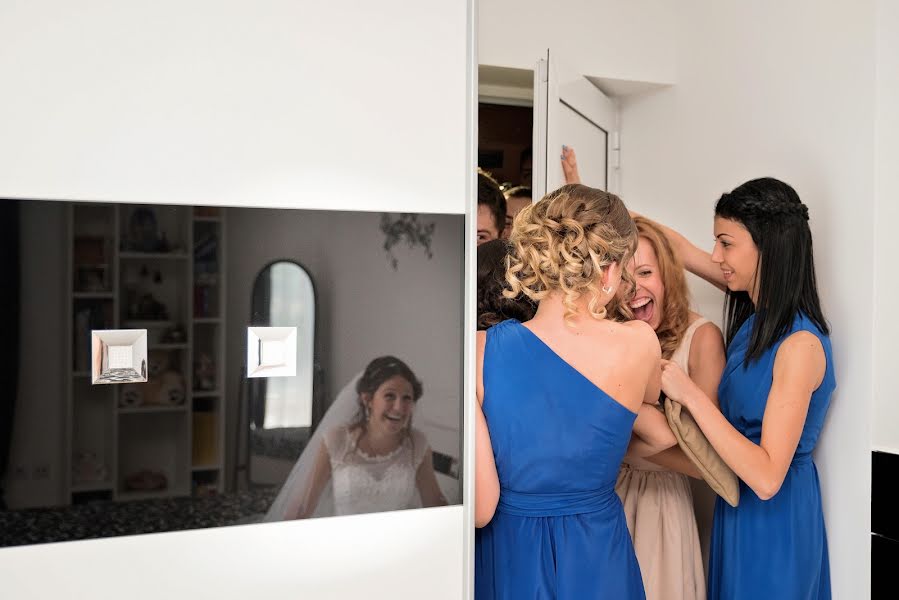 Fotógrafo de bodas Galina Zapartova (jaly). Foto del 22 de junio 2017