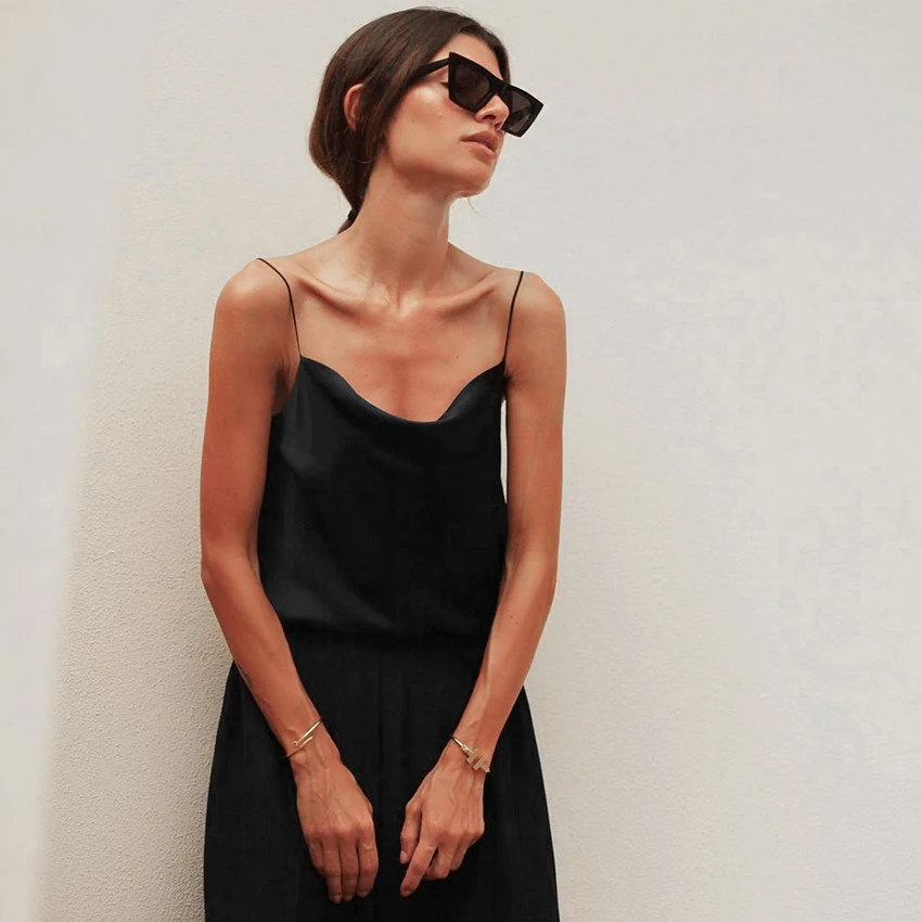 European and American Sling Top Halter Imitation Silk Loose Bottoming Fashion Inner Vest. Stylish, comfortable, and perf