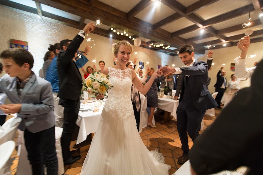 Wedding photographer Fanny Reynaud (fannyreynaud). Photo of 13 April 2019