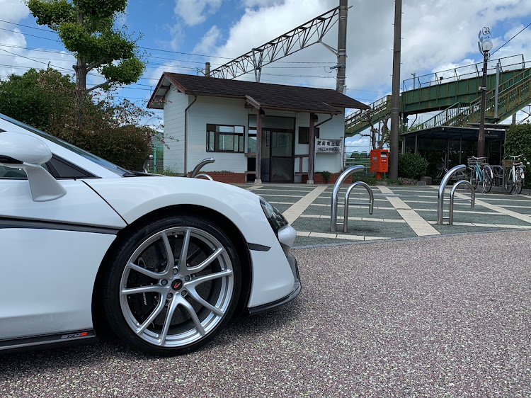 570S クーペのkobooさんが投稿したカスタム事例の投稿画像3枚目