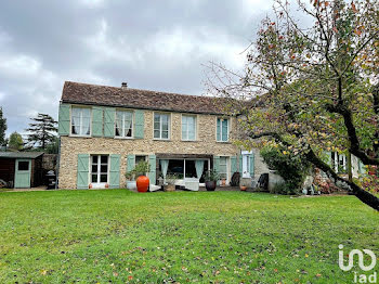 maison à Montfort-l'Amaury (78)