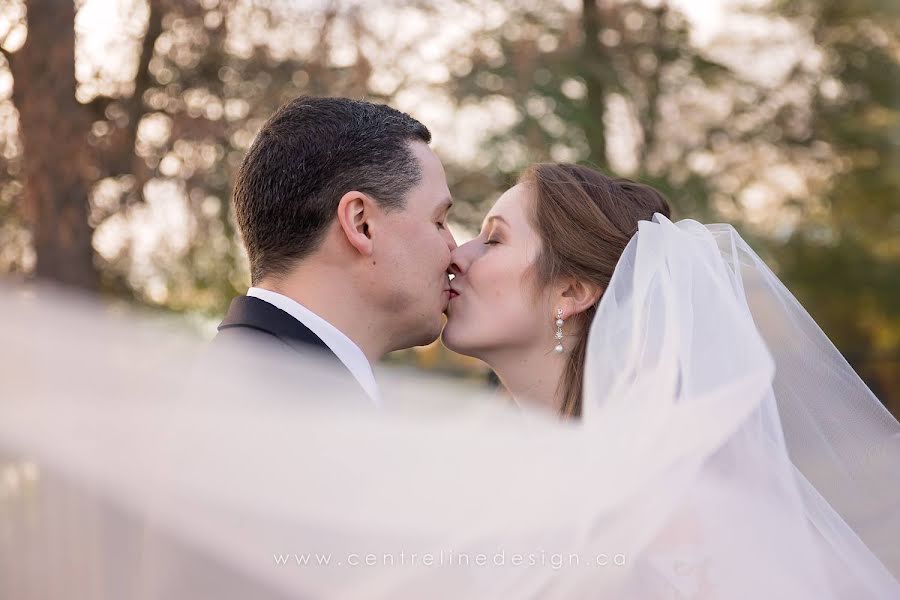 Wedding photographer Vicki Deforge (vickideforge). Photo of 8 May 2019