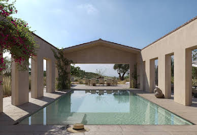 Villa with pool and terrace 16