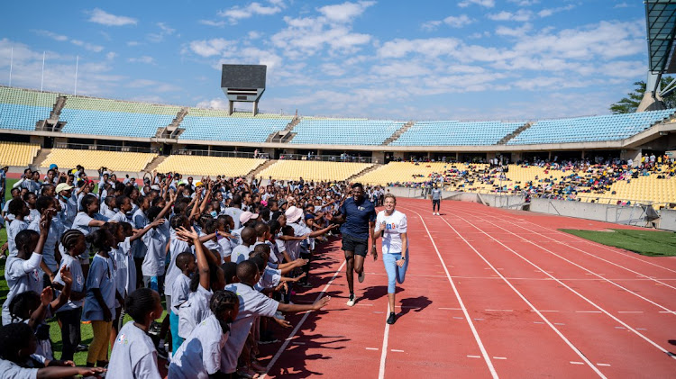 2011 NBA Champion Ian Mahinmi and Royal Bafokeng Jr. NBA Programme alumna Elrie Liebenberg hosting a fitness and life skills session at the Royal Bafokeng Stadium in Phokeng on May 7, 2022. PIC: SUPPLIED