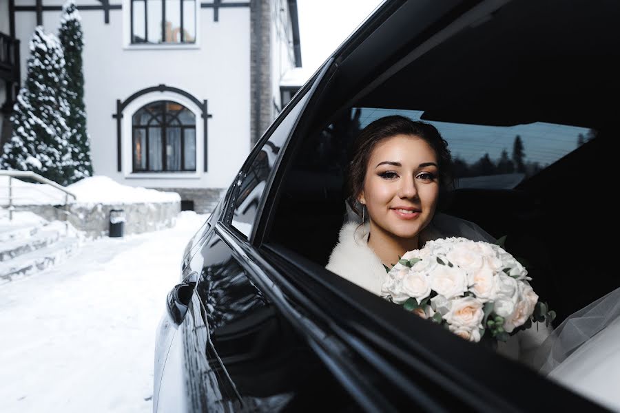 Fotógrafo de casamento Mikhail Sadik (mishasadik1983). Foto de 11 de janeiro