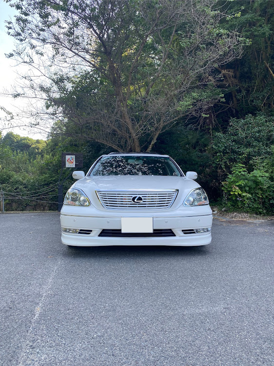 セルシオのLS430仕様・森林浴と愛車・三連休って何ですか？・怪しそうで怪しくない少し怪しい車・大阪に関するカスタム事例の投稿画像1枚目