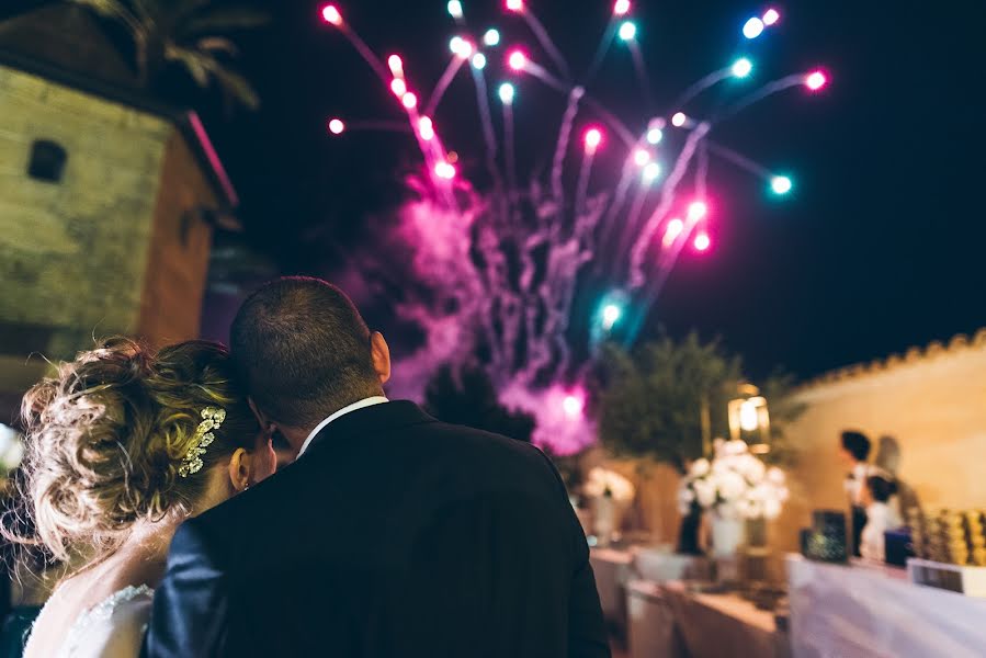 Fotógrafo de casamento Giuseppe Parello (parello). Foto de 3 de abril 2019