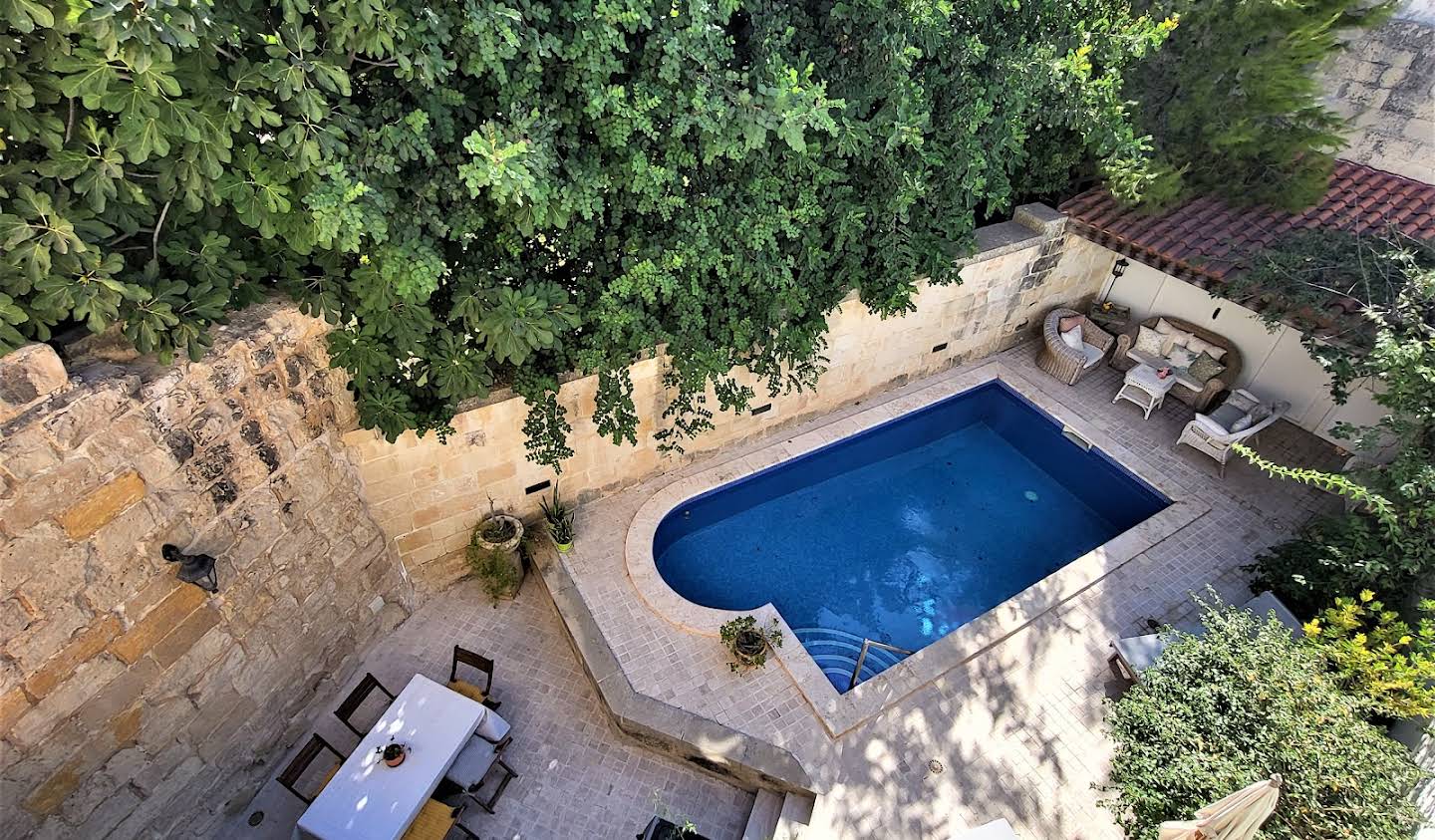 Property Naxxar