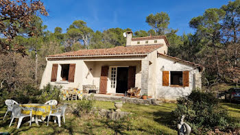 villa à Rocbaron (83)