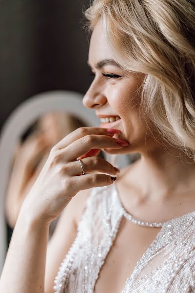 Wedding photographer Elena Naumik (elenanaumik). Photo of 9 November 2019