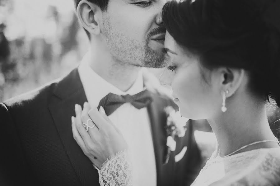 Fotógrafo de casamento Evgeniy Karimov (p4photo). Foto de 12 de abril 2017