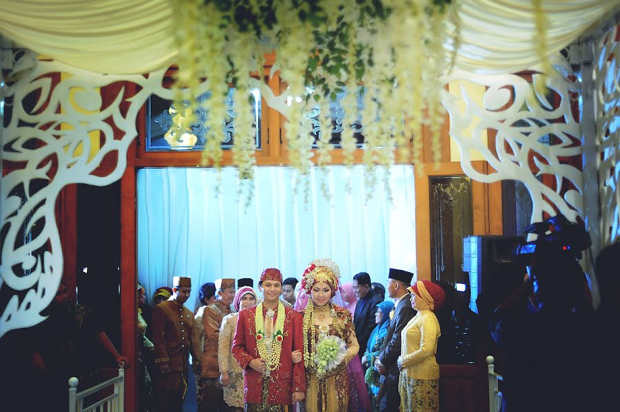 結婚式の写真家Dicky Khairus Syakir (dickyks)。2015 1月3日の写真