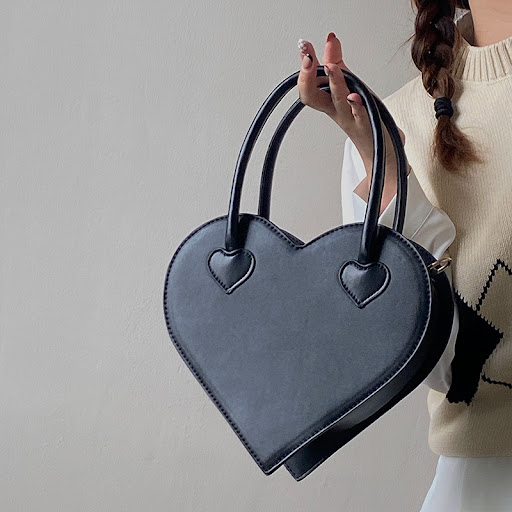 Title 6, Simple Handbag Vintage Black Shoulder Crossbody...