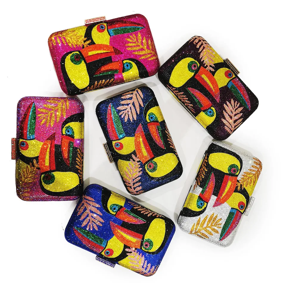 Kleurrijke vogel dames kettingtas, een stijlvolle crossbody tas voor vrouwen, perfect om je essentials in stijl mee te nemen.