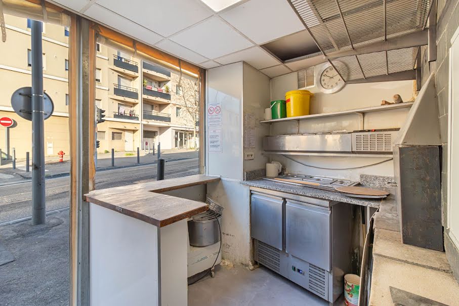 Vente locaux professionnels  14 m² à Marseille 15ème (13015), 115 000 €