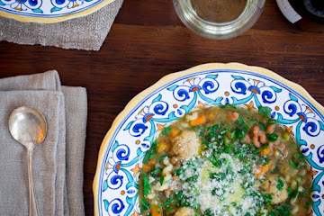 Healthy Italian Wedding Soup Recipe {with Chicken Meatballs}