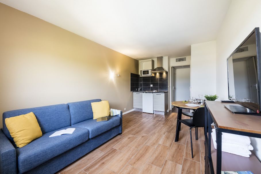 Location meublée appartement 1 pièce 19 m² à Puyricard (13540), 595 €