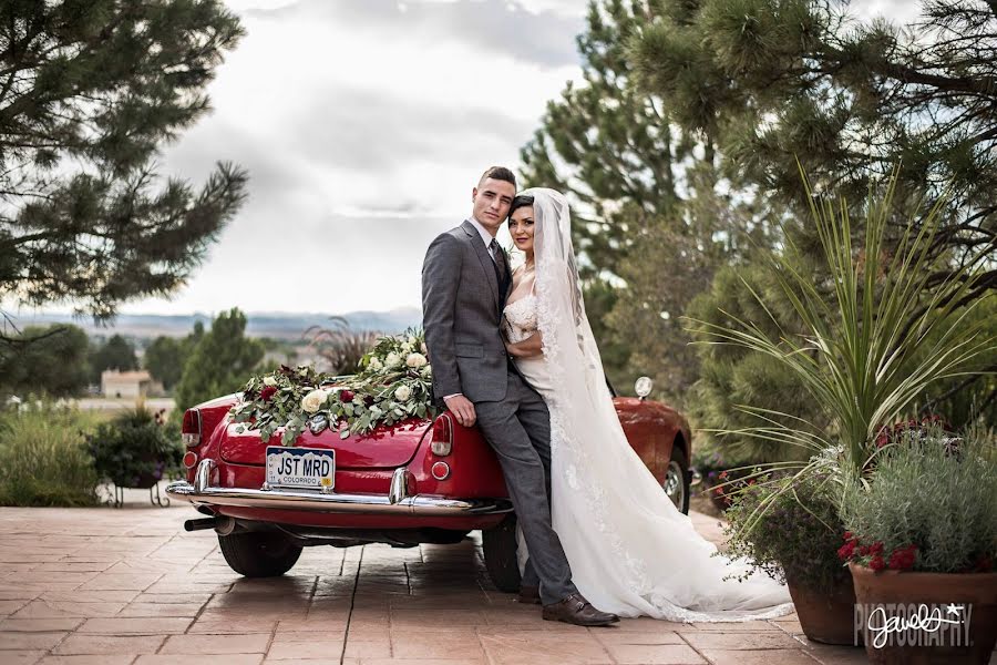 Fotografo di matrimoni Jewels Gray (jewelsgray). Foto del 9 settembre 2019