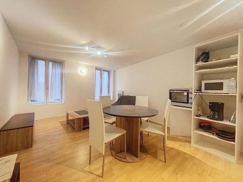 Location  appartement 2 pièces 42 m² à Clermont-Ferrand (63000), 605 €