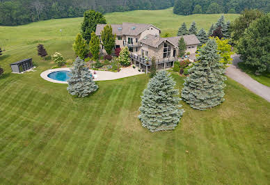 House with garden 1