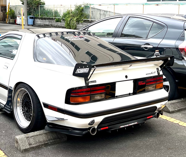 RX-7の営業車・FC3Sに関するカスタム事例の投稿画像2枚目