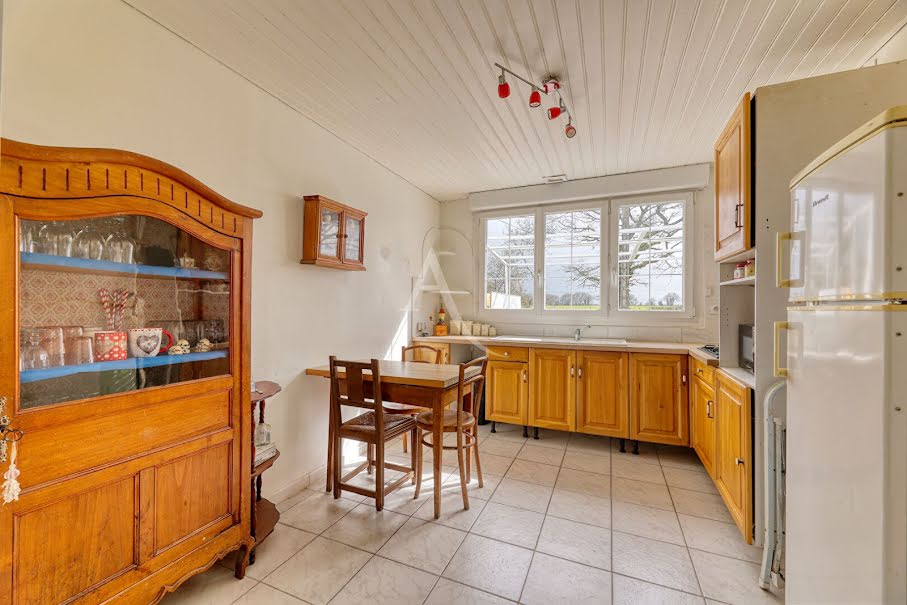 Vente maison 9 pièces 182 m² à Montaigu-Vendée (85600), 264 000 €