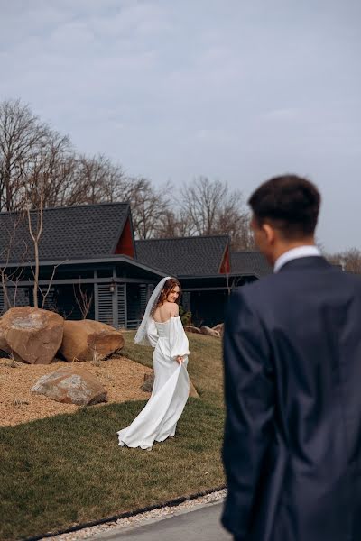 Fotógrafo de casamento Lena Setyan (lenasetyan). Foto de 2 de abril 2023