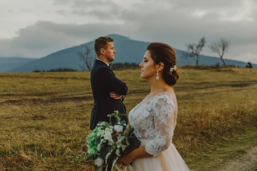 Fotografo di matrimoni Dominik Cieśla (dominikciesla). Foto del 24 febbraio 2020